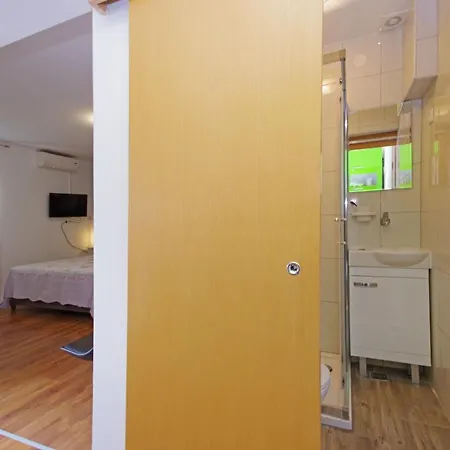 Apartment Luny Makarska