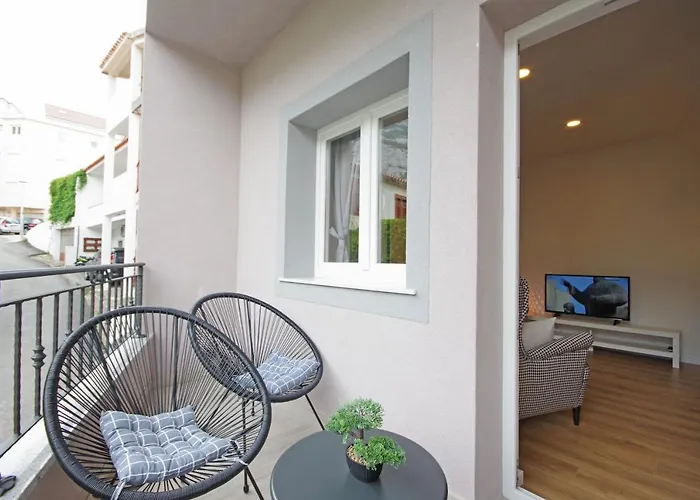 Luny Apartament Makarska