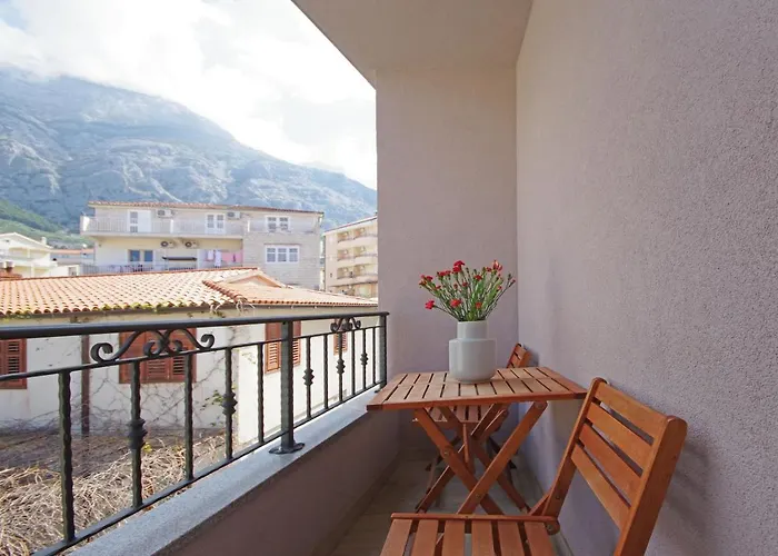 Luny * Макарска